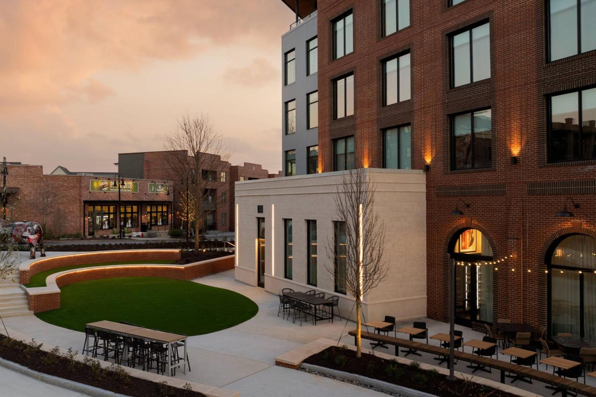 Trilith Guesthouse, Fayetteville, Ga, A Tribute Portfolio Hotel Exterior photo